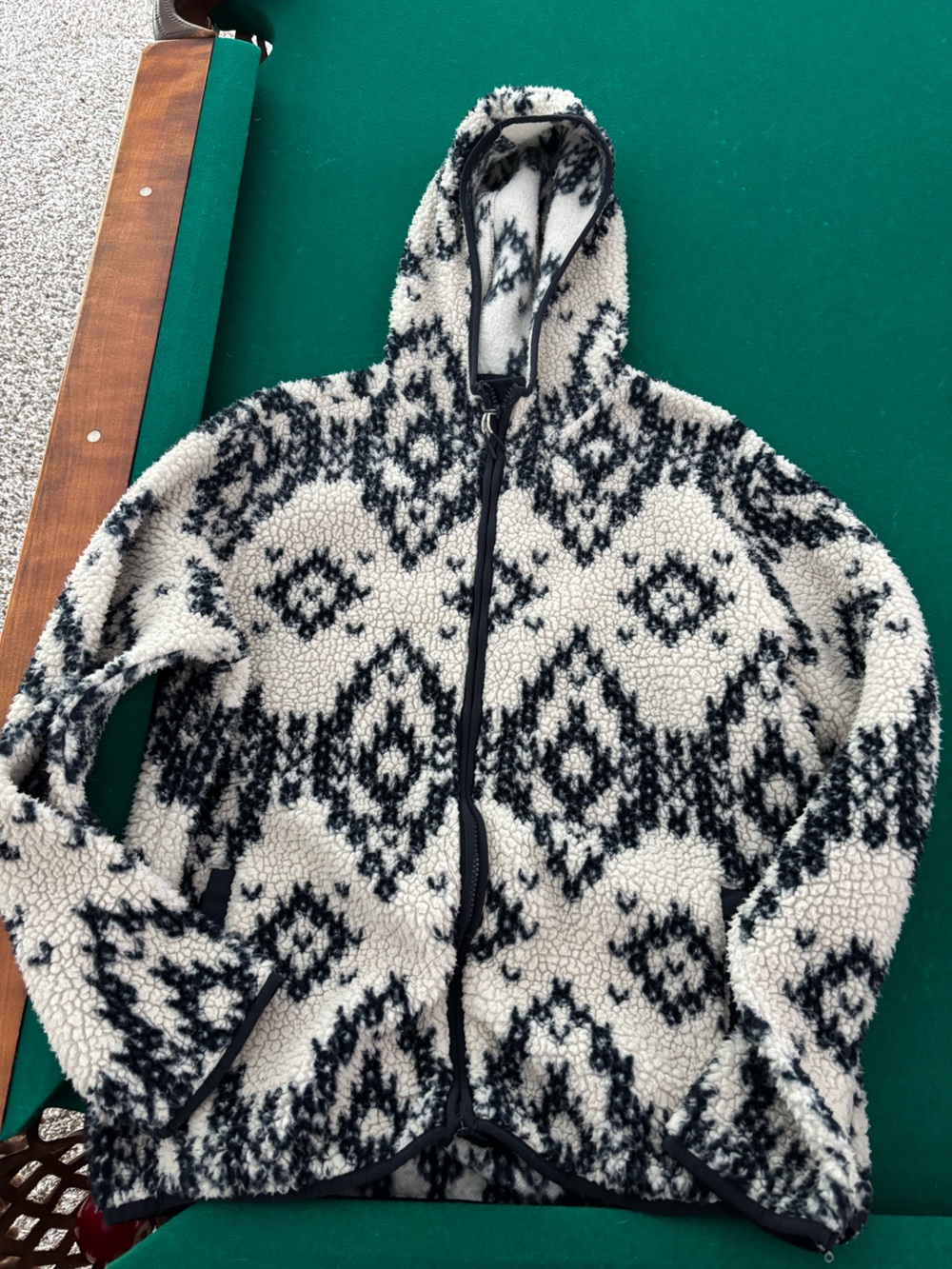 Old Navy Navy and White Patterned Sherpa Zip Jacket